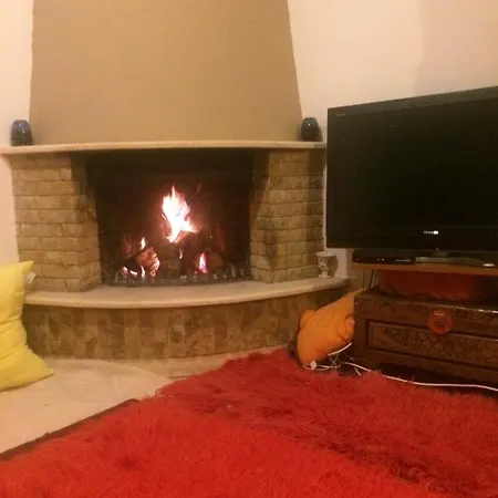 3 Bedrooms Appartement With City View Enclosed Garden And Wifi At Thermi