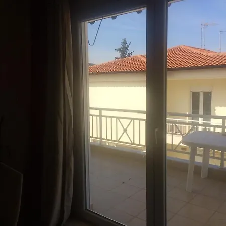 3 Bedrooms Appartement With City View Enclosed Garden And Wifi At Thermi *